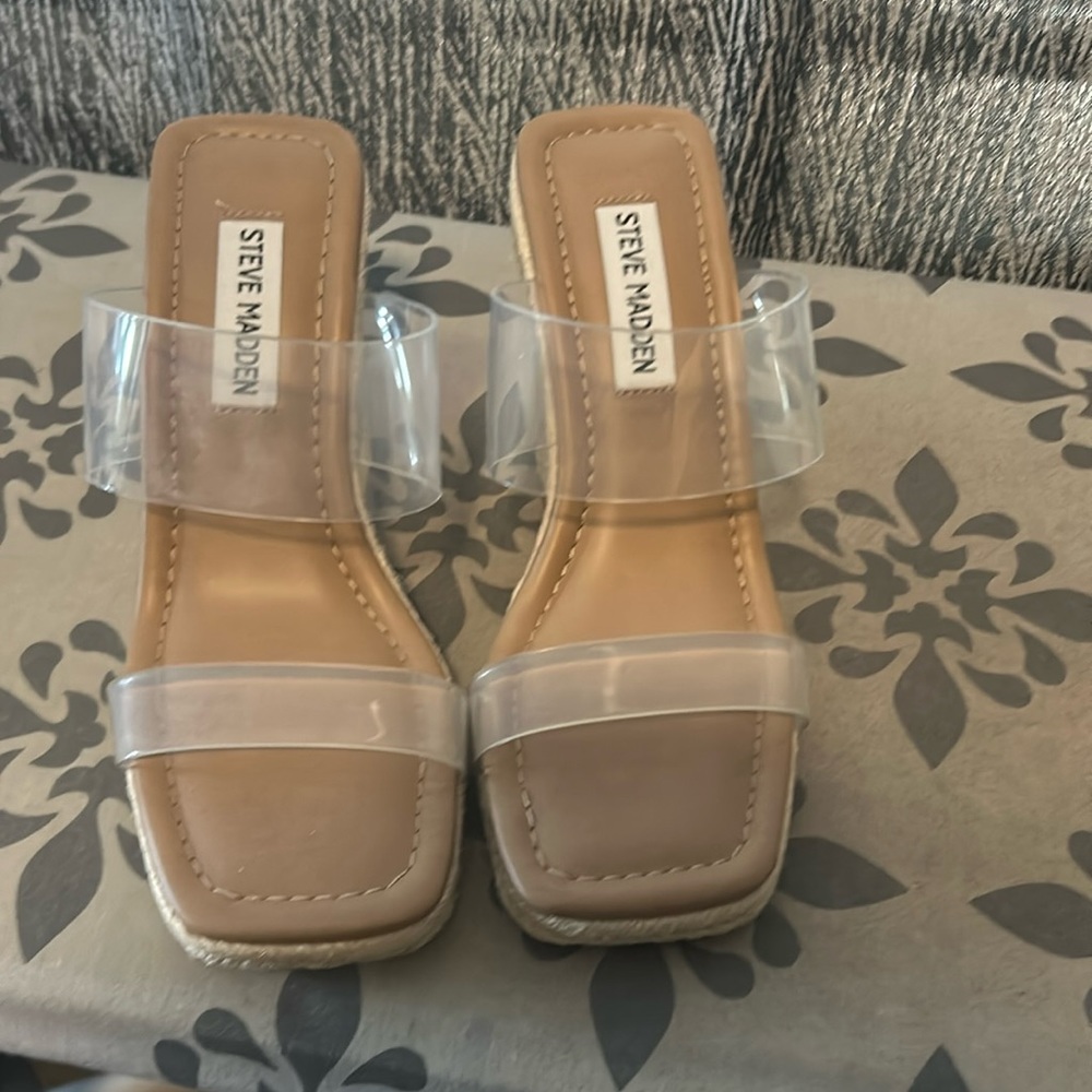 Brand new, Steve Madden, wedge sandals